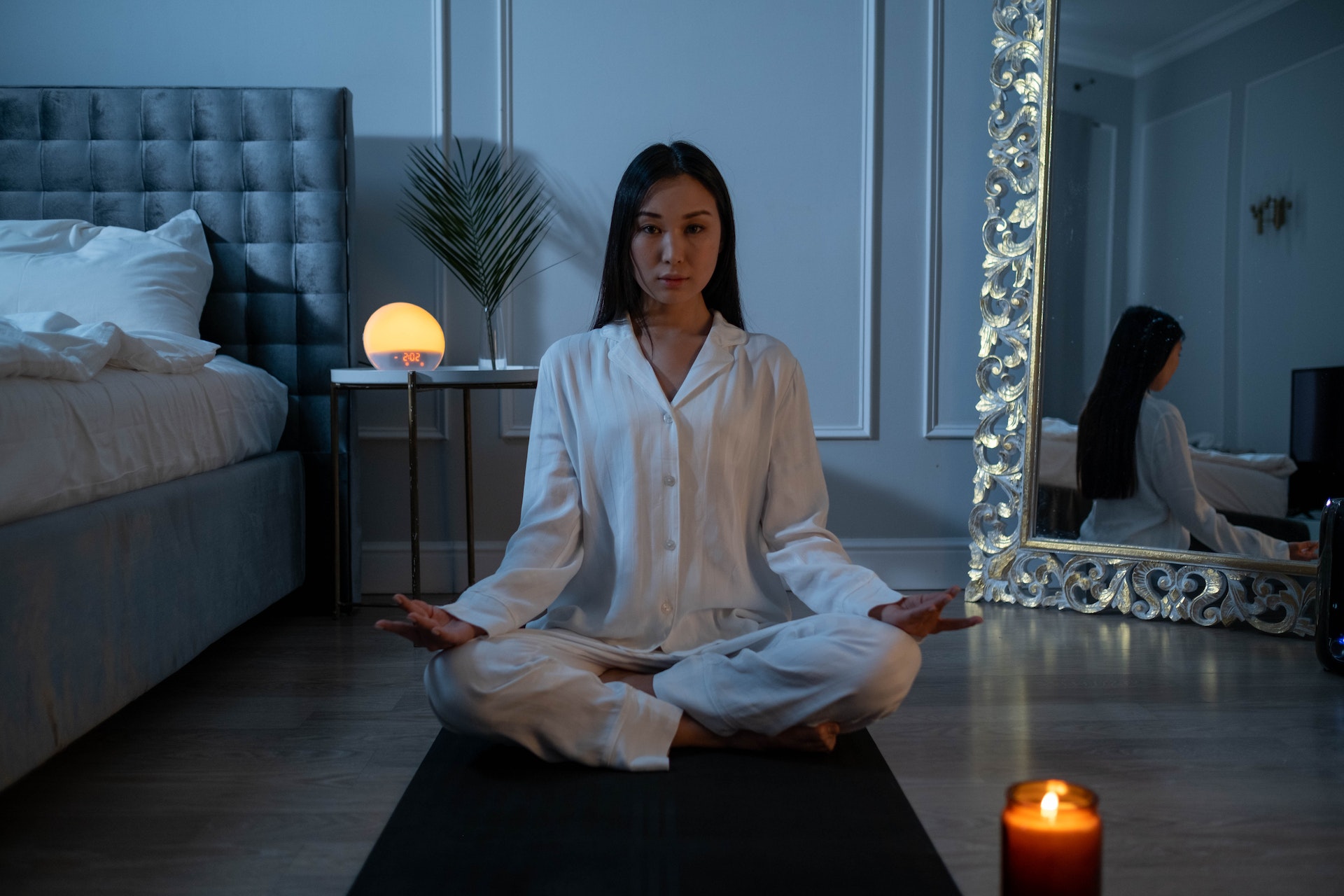 You are currently viewing How to Use Meditation to Gain Insights About Yourself? – Path to Peace Podcast