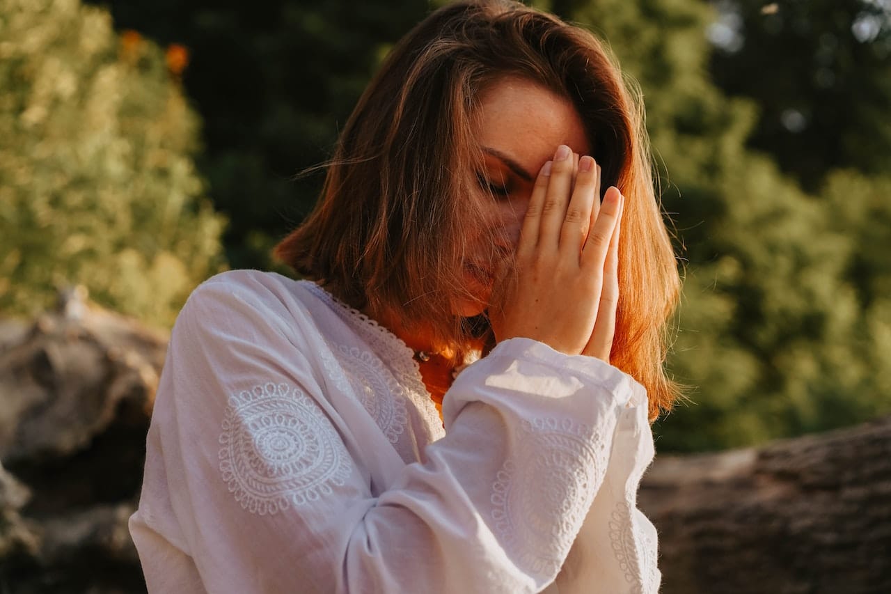 You are currently viewing Path to Peace Humming Meditation