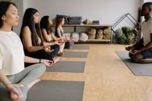 Read more about the article Path to Peace Is 5 to 10-Minute Meditation Effective?