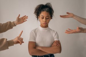 Read more about the article How to Deal with Negative People Without Losing Your Peace