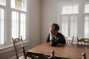 Read more about the article Have Intrusive Thoughts? Here’s How to Turn Them Down