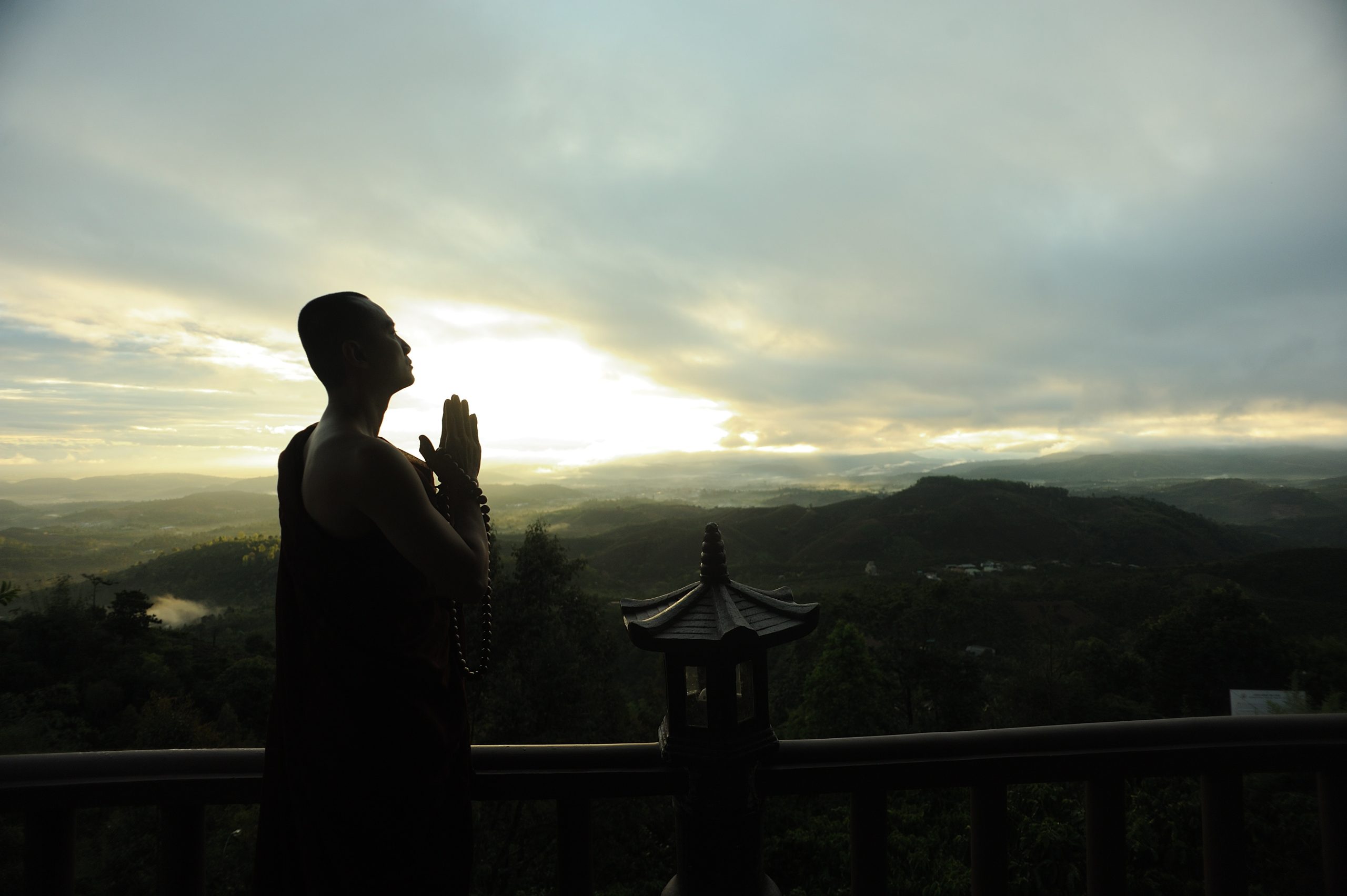 You are currently viewing Want to Experience Spiritual Oneness? Here’s the Secret